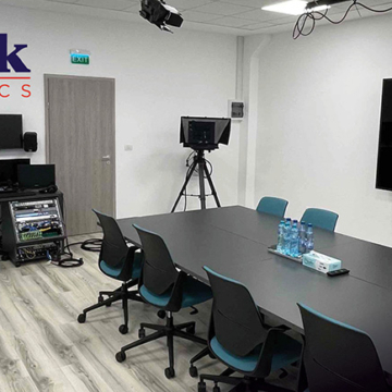 RomTek Electronics SRL, AJA 장비를 사용하여 프로급 미니 스튜디오 구축